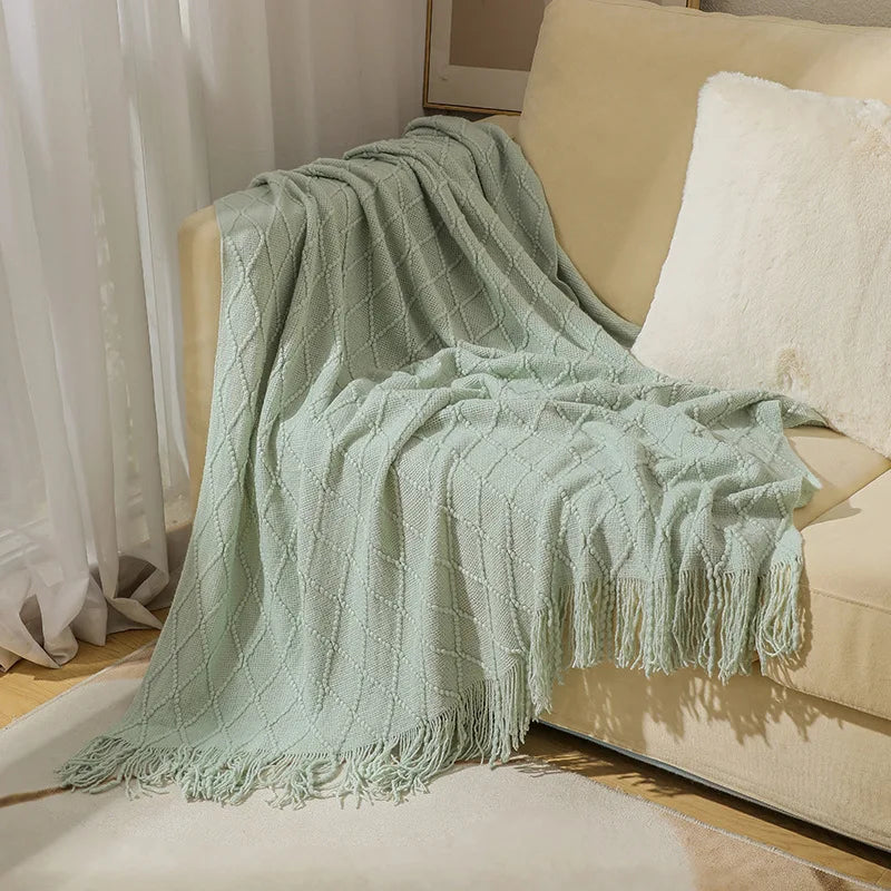 Chunky Knit Throw Blanket with Tassels — Soft Acrylic Farmhouse Blanket for Sofa & Bed — product photo
