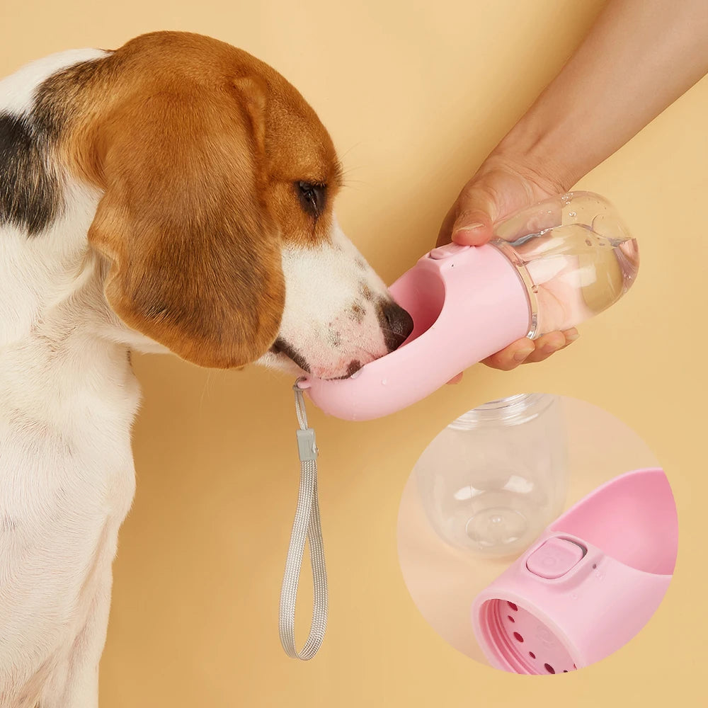 Portable Dog Water Bottle — Leakproof Travel Water Dispenser for Dogs & Cats — detail close-up