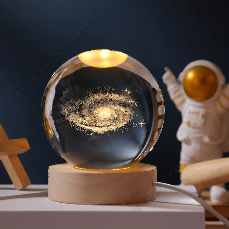 3D Crystal Ball Night Light — Galaxy & Planet Design (5cm) — detail close-up